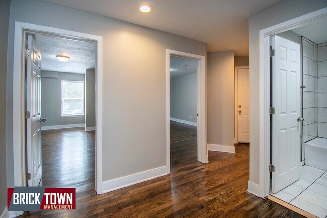 Foto del edificio - 2705 Leavenworth St