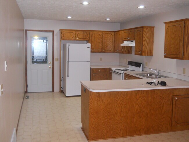 Building Photo - 20213 Hopper St