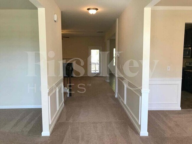 Building Photo - 948 Spanish Moss Tr