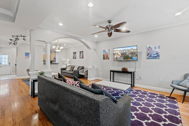 Building Photo - 3554 Warder St NW