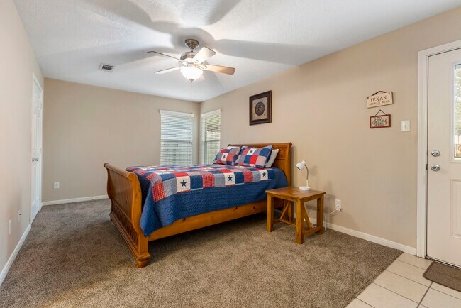 Foto del edificio - 622 Foster St