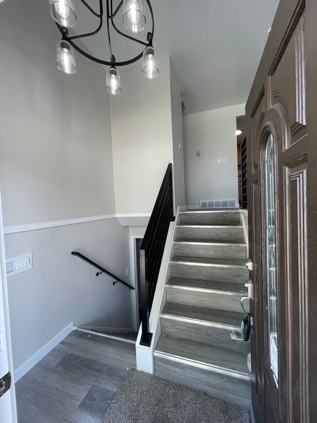Building Photo - Beautiful 4 Bed 2 Bath House in Taylorsville!
