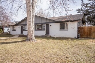 Building Photo - Newly Updated 3 Bed, 1 Bath Duplex in West Fort Collins