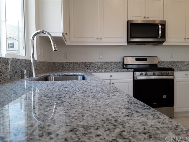 Foto del edificio - 7978 Montecito Ln