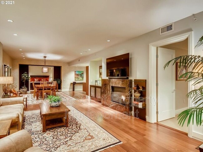 Foto del edificio - 311 NW 12th Ave