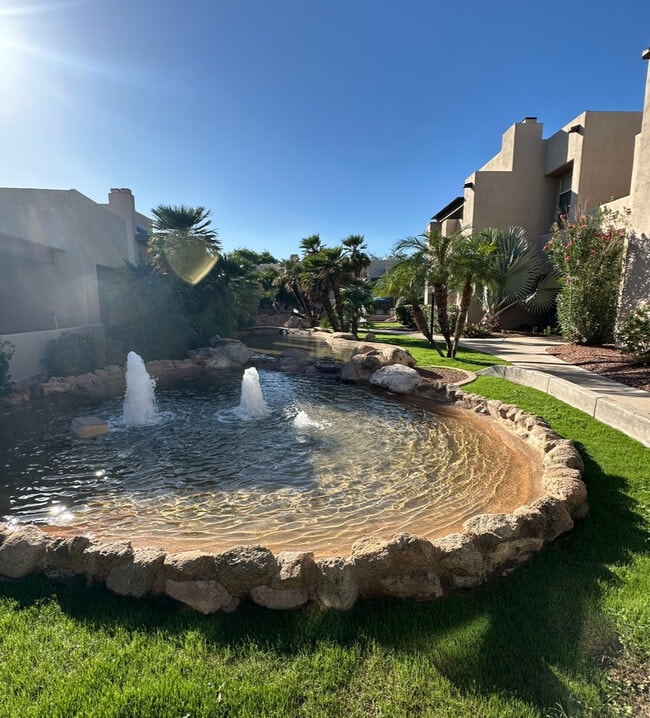 Building Photo - 11260 N 92nd St