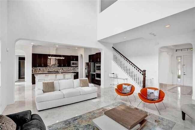 Foto del edificio - 8925 Watercrest Cir E