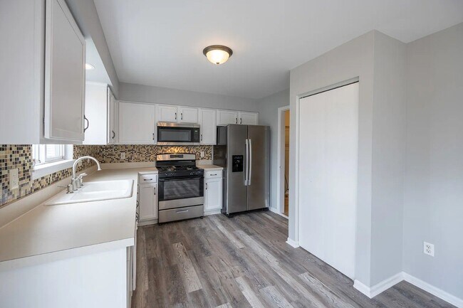 Foto del edificio - 21420 Georgetown Dr