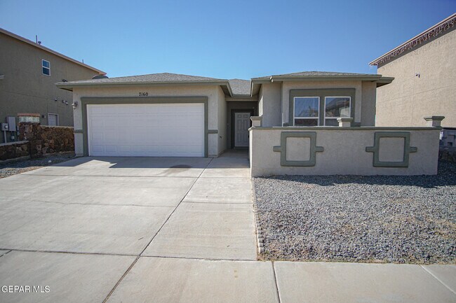 Building Photo - 7160 Mesquite Tree Ln