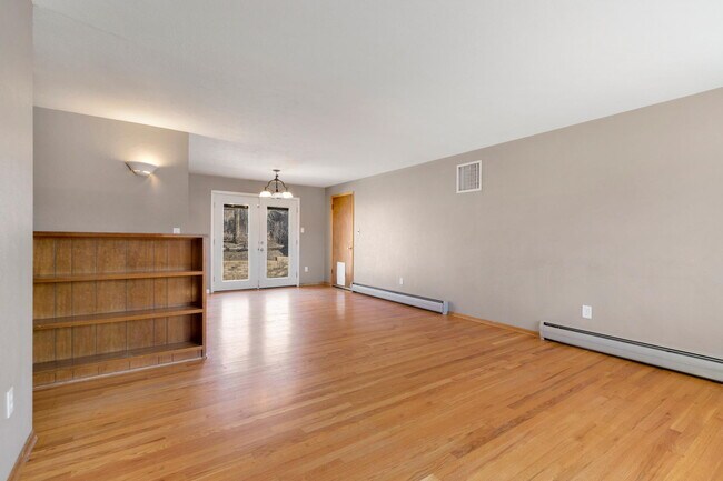 Foto del edificio - 7634 Newland St