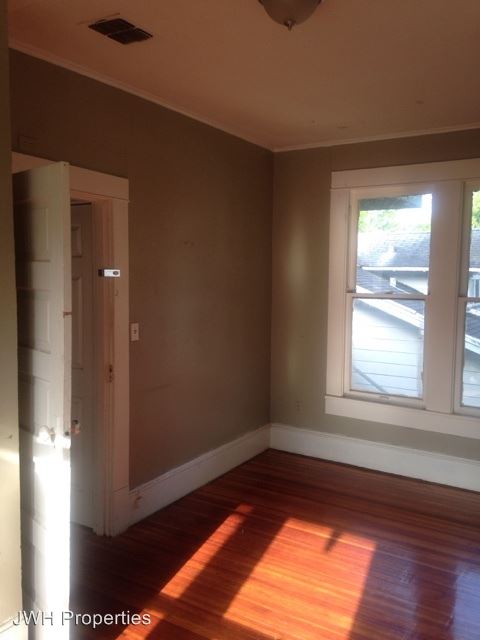 Foto del edificio - 316 1/2 Prospect St