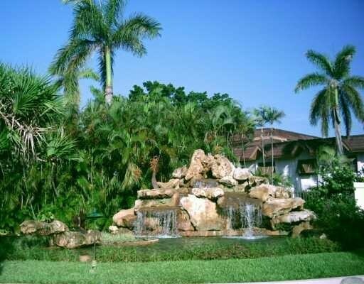 Entranance - 9490 SW 77th Ave