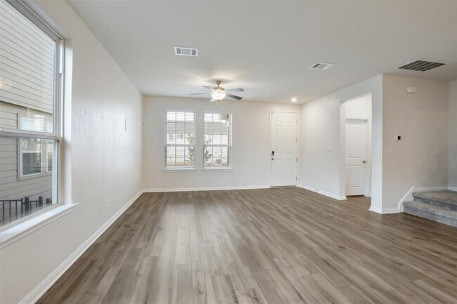 Building Photo - 304 Delaware Mountains Ter