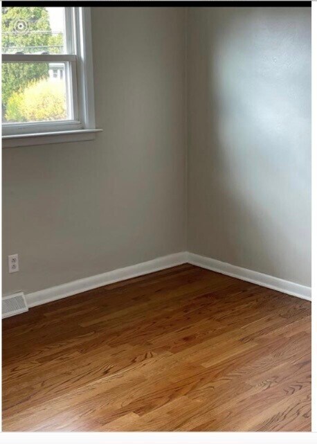 Foto del edificio - 310 Boswell Hill Rd