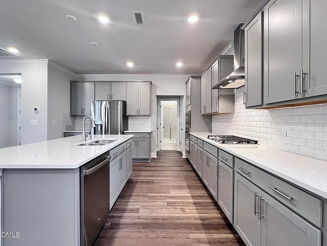 Building Photo - 304 Canyon Spring Trl