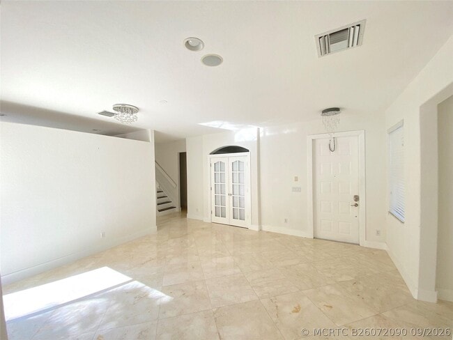 Building Photo - 5830 NW 119th Dr