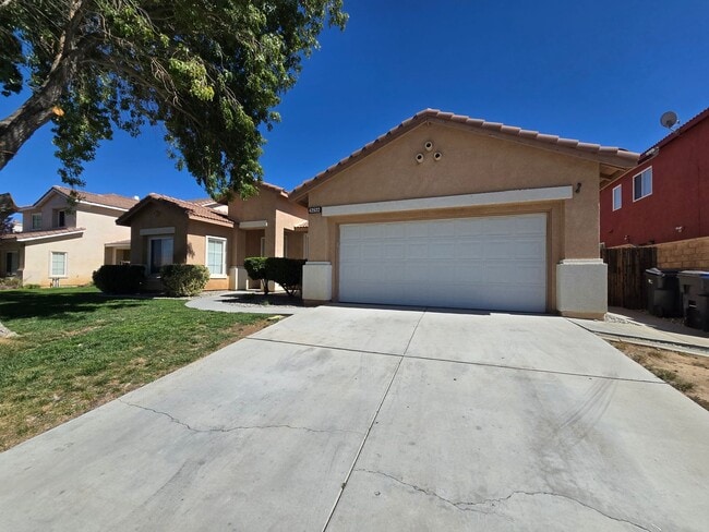 Building Photo - 42522 Coronet Ct