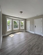 Building Photo - 355 Plymouth Ave