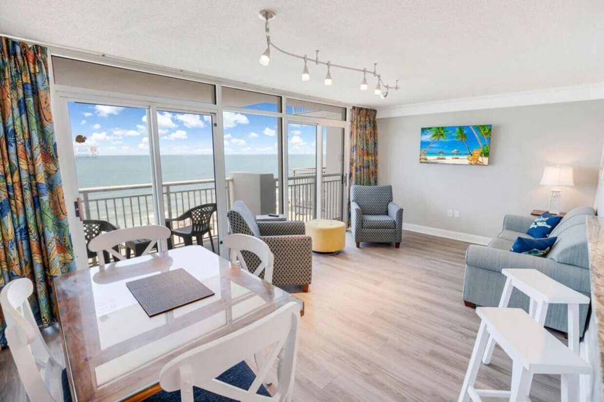 Foto principal - 1700 N Ocean Blvd