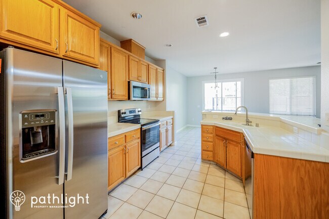 Building Photo - 2733 Glow Road, Riverbank, CA, 95367