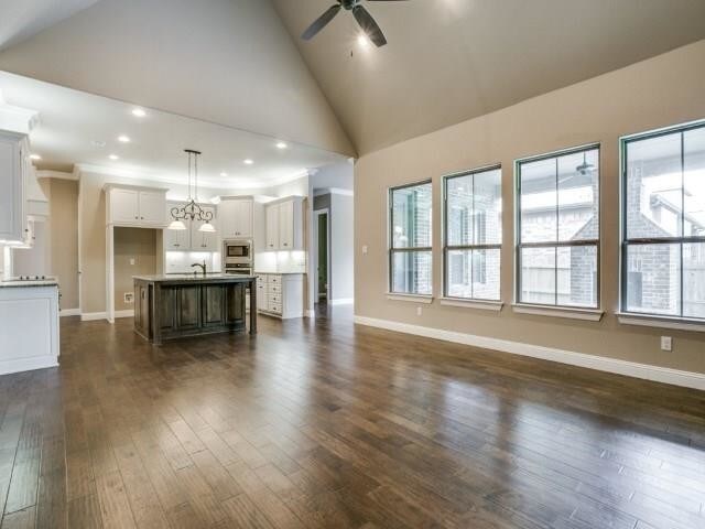 Building Photo - 200 Rock Tree Ct