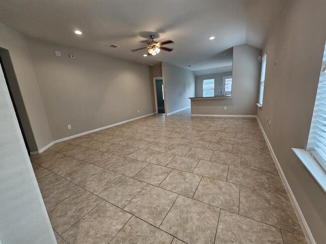 Building Photo - 1609 Park Promenade Pl