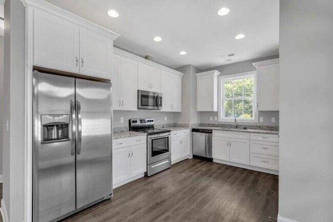 Foto del edificio - 5334 Roosevelt Rd