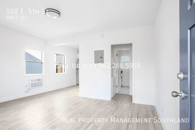 Building Photo - Beautiful Studio Apartment for Rent Long B...