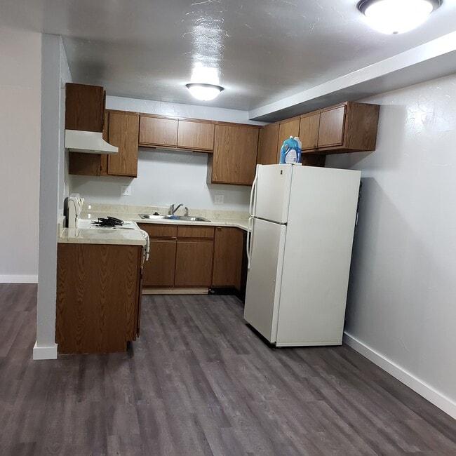 kitchen - 1803 Badger St