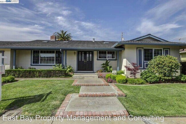 Building Photo - 4 br, 2 bath House - 40853 Mino Way