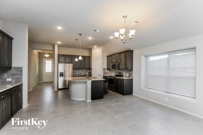 Building Photo - 6309 Red Cliff Dr