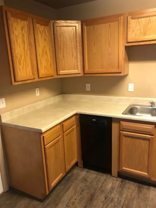 Foto del edificio - 16565 Hunters Ridge Ln