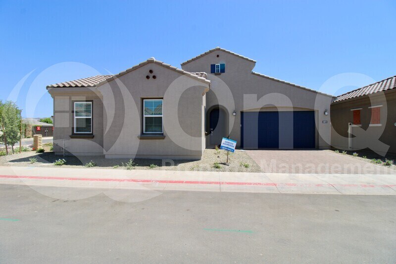 Primary Photo - 3871 E Rainbow Dr