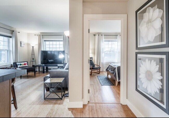 Foto del edificio - 1829 NW LOVEJOY St
