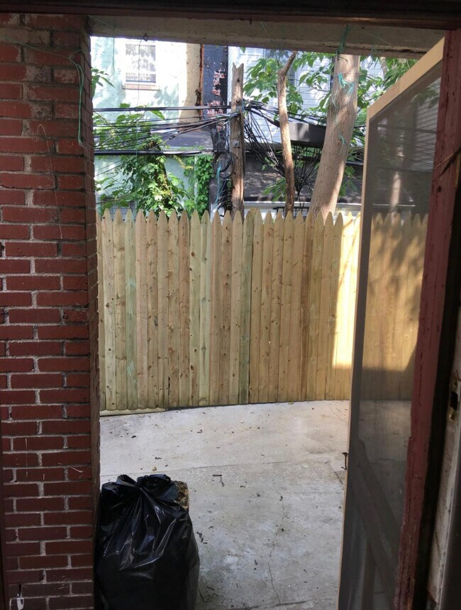 Foto del edificio - 1537 S Garnet St