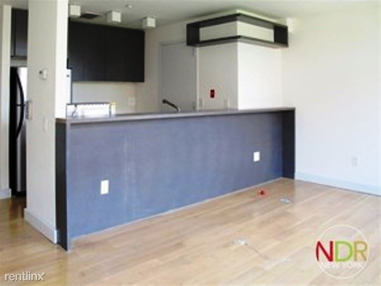 Foto principal - 236 Greene Ave