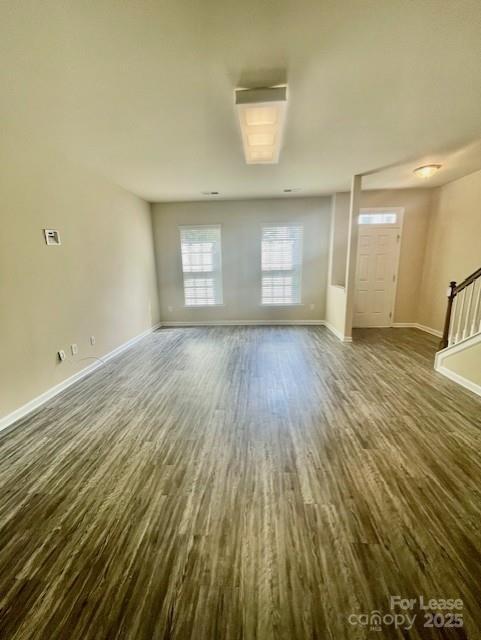 Building Photo - 7115 Brighton Park Dr