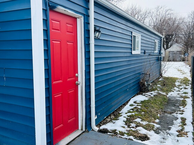 Foto del edificio - 2178 White Ave