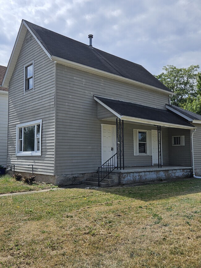 Foto del edificio - 2411 Cedar St