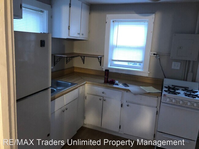 Building Photo - 2 br, 1 bath House - 516 Creve Coeur Ave.