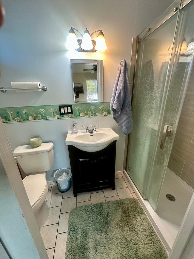 Building Photo - 3412 Flamingo Dr