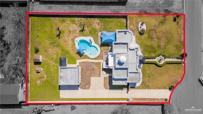Building Photo - 4004 Persimmon Dr