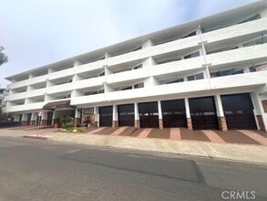 Building Photo - 100 Cliff Dr