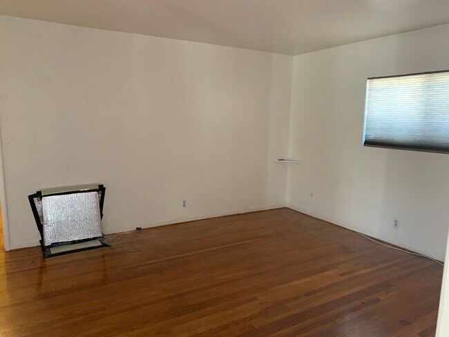 Living room - 2640 S Corning St