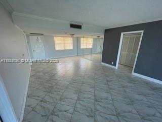 Foto del edificio - 3960 Oaks Clubhouse Dr