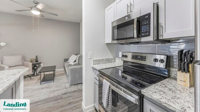Foto del edificio - 1811 E Apache Blvd