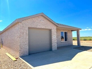 Building Photo - 7441 4th St