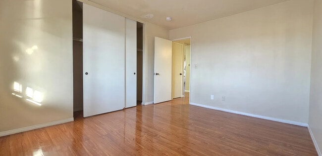 Dormitorio - 1026 Saint Louis Ave