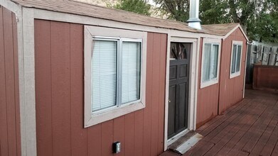 Building Photo - 1930-1990 Carolyn Way