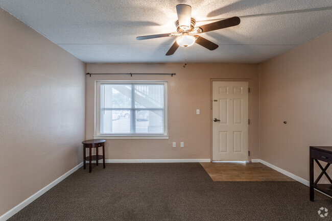 Renovated Living Area - 222 Chatham St